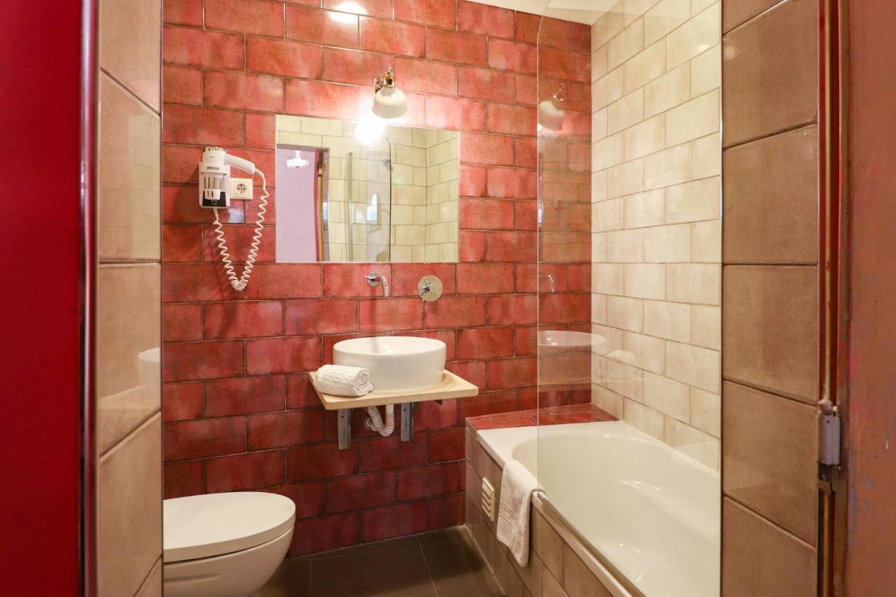 פארו Tilia Hostel מראה חיצוני תמונה